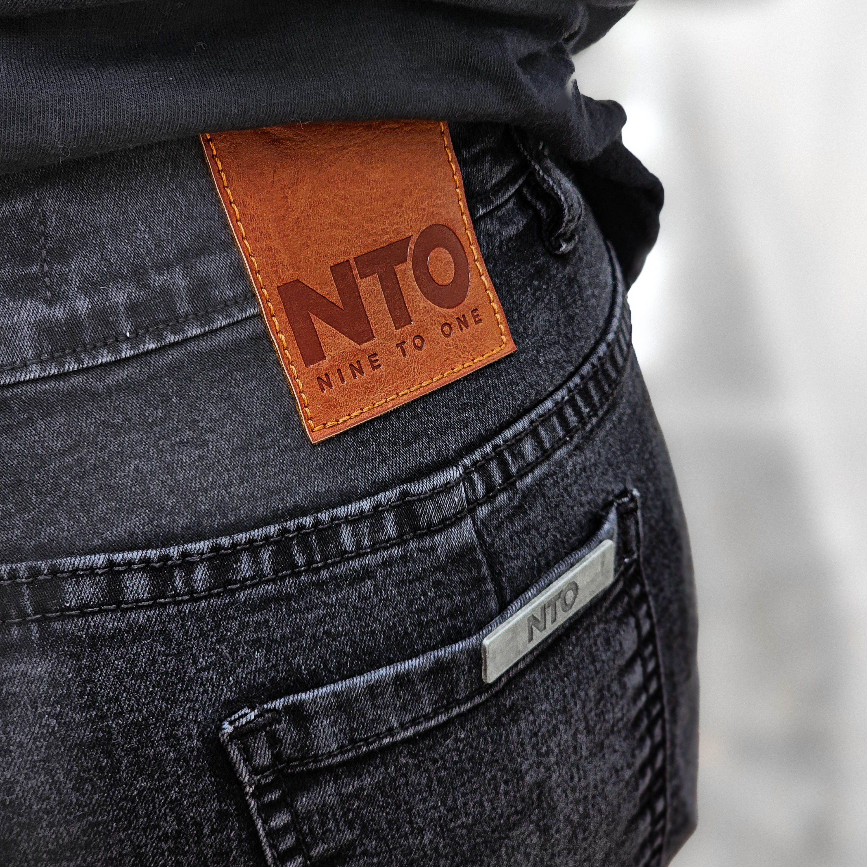 Jean NTO Con Protecciones 390Cc Mujer Negro